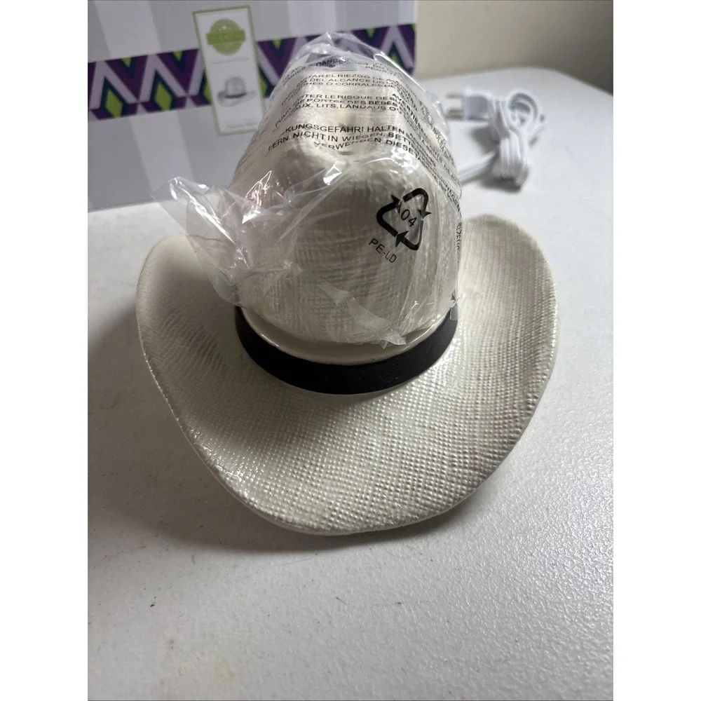 Scentsy COUNTRY BORN Cowboy Hat Warmer  Rare & Retired‎ NIB!!
